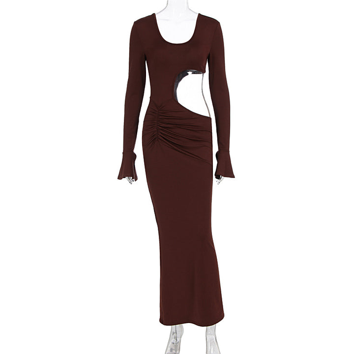 Damer elegant Maxi-kjole med asymmetrisk cut-out og rynker Skjora