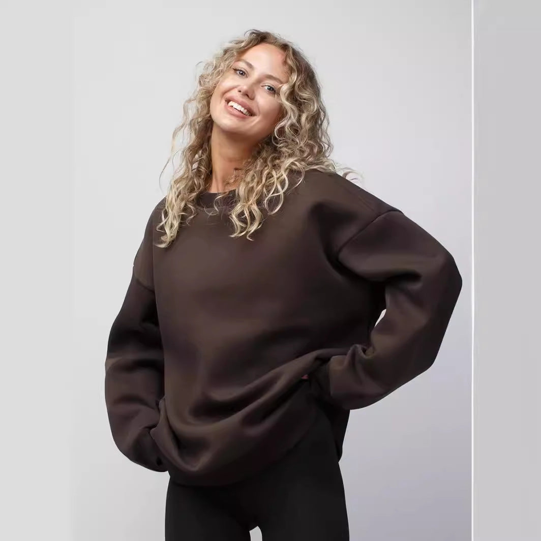 Damens casual sweatshirt med brede skuldre og myk foring Skjora