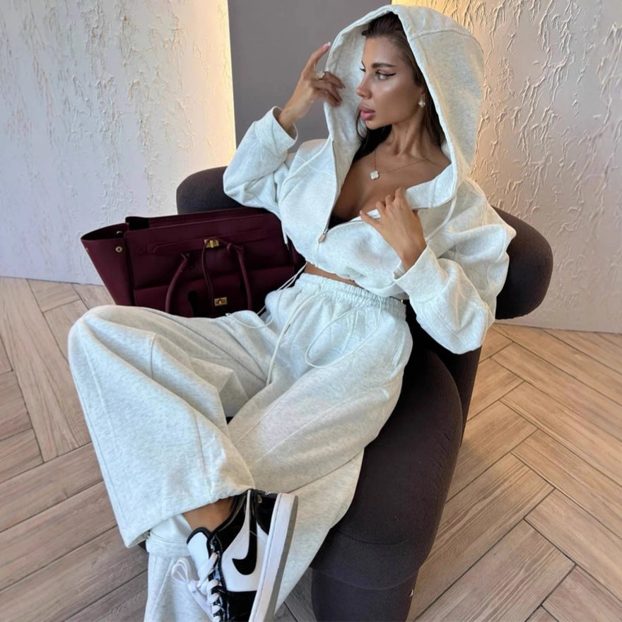 Damer Cropped Hoodie og brede Sweatpants Combo Skjora