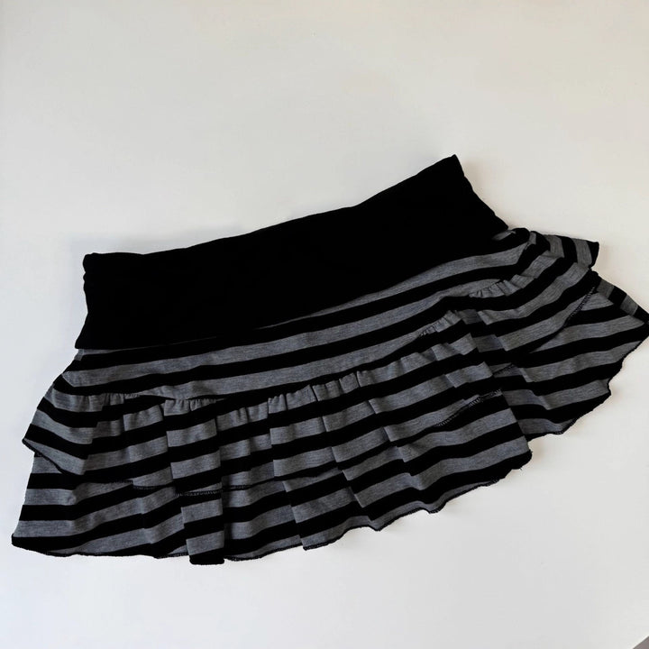 Dame rysjeshorts med stripete design og elastisk midje Skjora