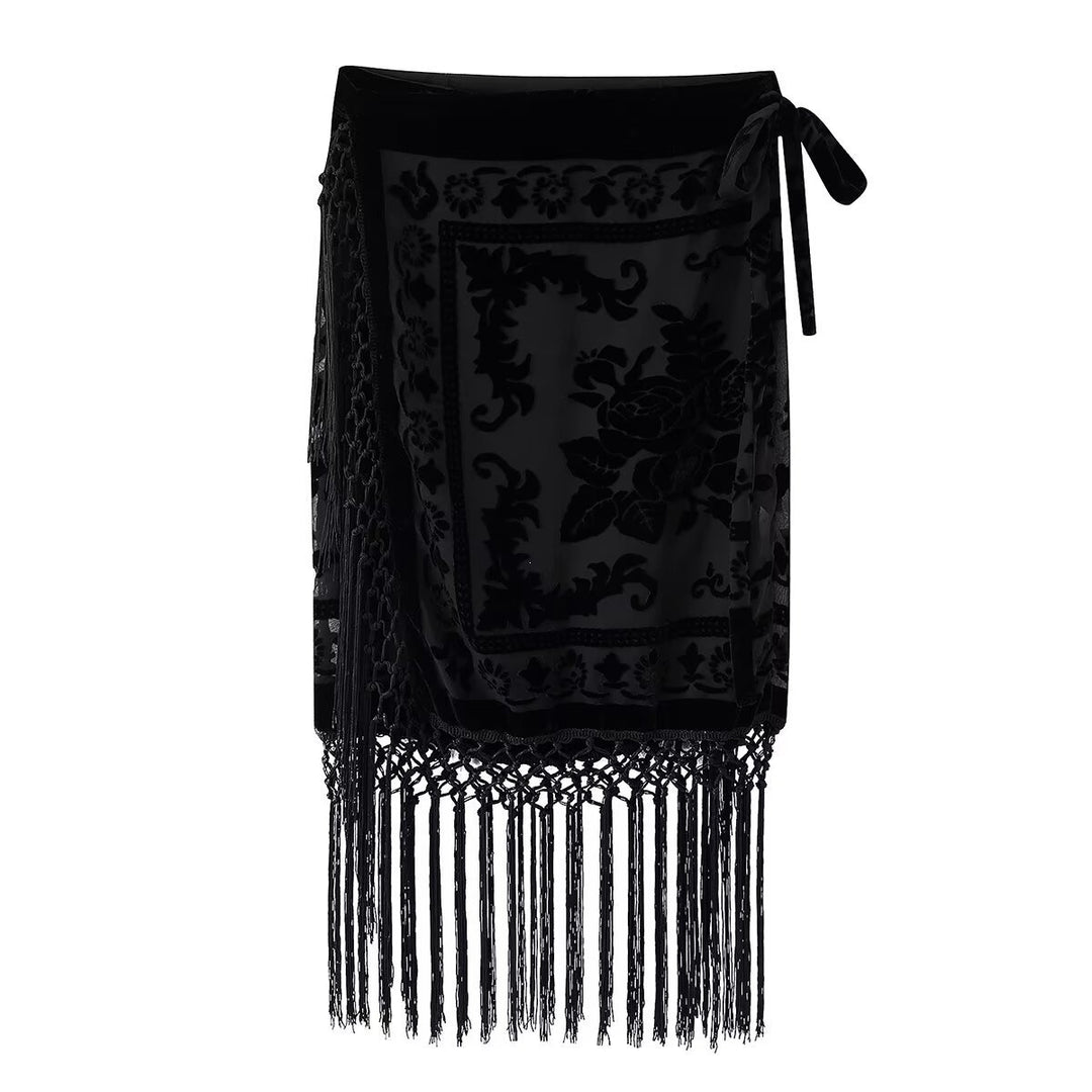 Dame elegant fløyelskjol med frynsete detaljer og sidelook belt