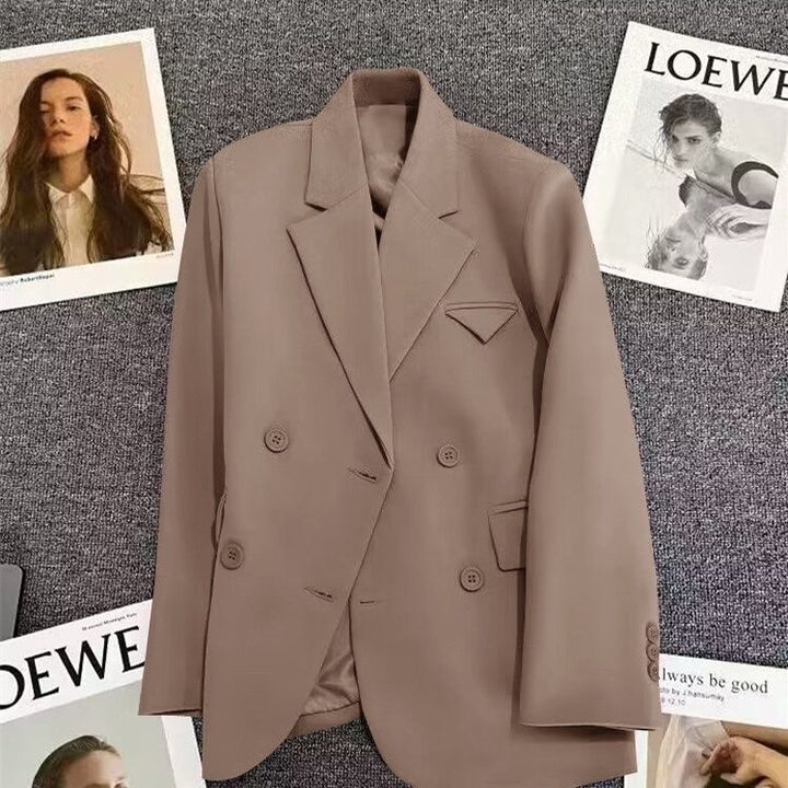 Damer elegant, tettsittende dobbelspent blazer med kreativ snitt Skjora
