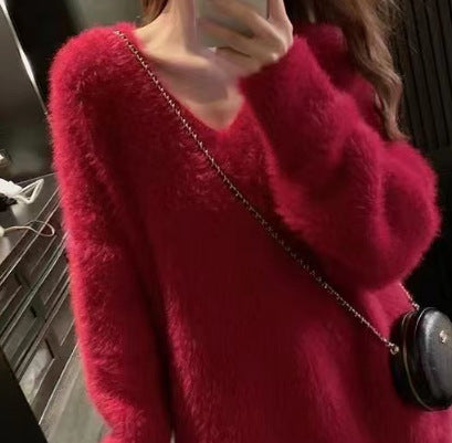 Damer Fluffy V-hals genser laget av Mohair Skjora