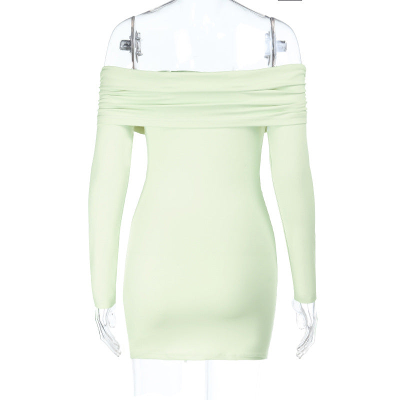 Damer figurnær Off-Shoulder Minikjole med rynke og elegant silhuett Skjora