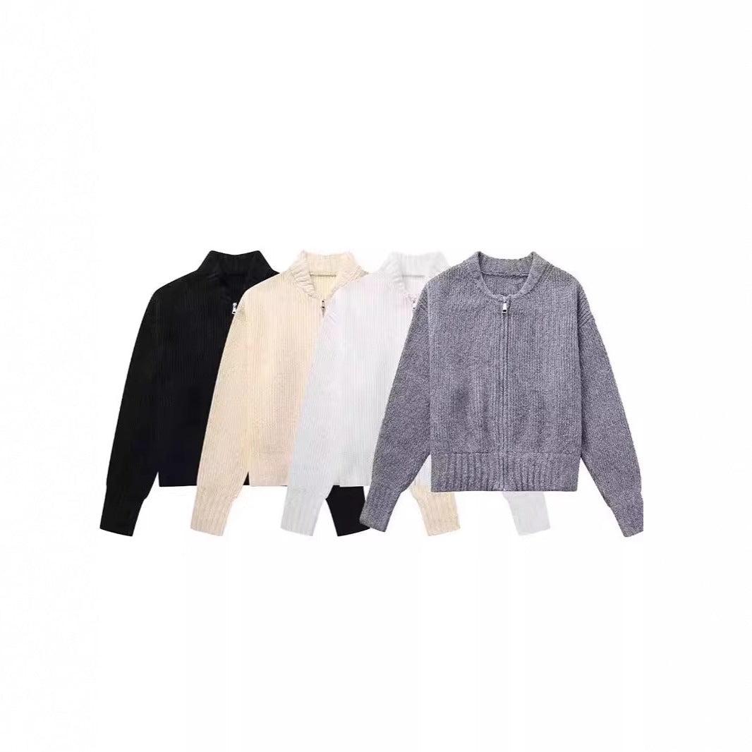 Kvinnes moderne cardigan med voluminøse ermer og glidelås Skjora