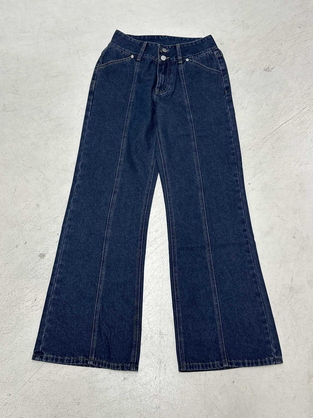 Dame vide jeans i retrostil med høy midje Skjora