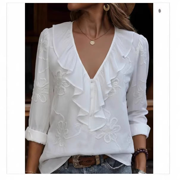 Dame elegant bluse med volanger og blomstrete broderimønster Skjora