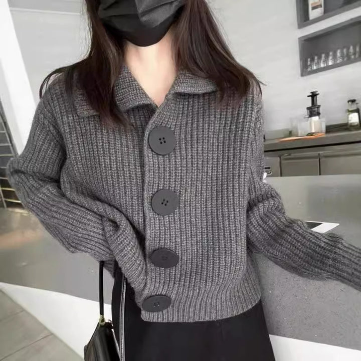 Dame cardigan med oversized passform og store knapper Skjora