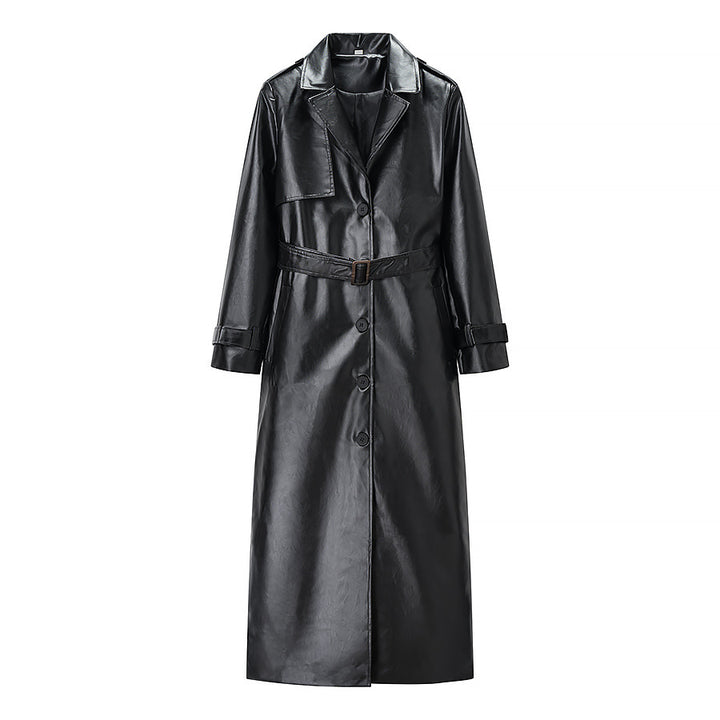 Kvinners elegant faux skinn trenchcoat med stilfull belte og praktiske lommer Skjora