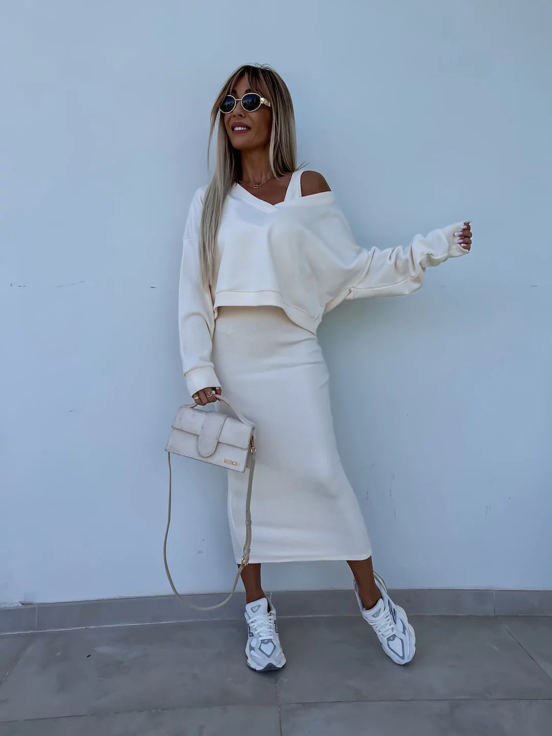 Kvinnes elegant og uformell klessett med cropped topp Skjora