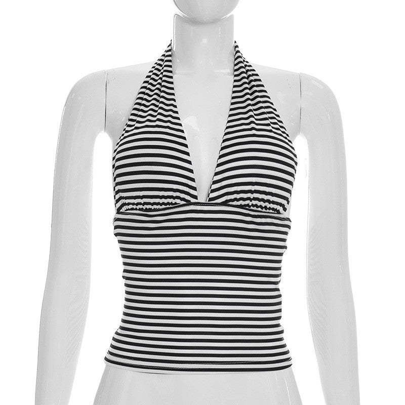 Dame vrih bikini topp med raffinerte halter-design og stripete mønster Skjora