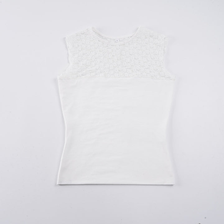 Dame spiss-cami-top med stilfull design og fine detaljer Skjora