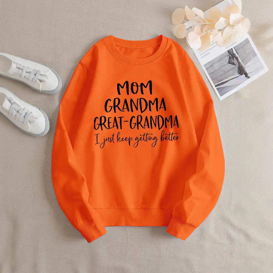 Dame sweatshirt med kreativ familieprint og komfortabel passform Skjora
