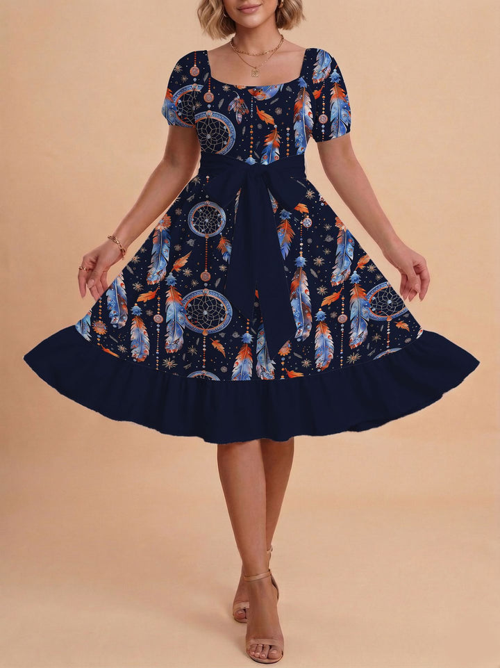 Damen Midikleid mit verspieltem Druck und tailliertem Schnitt Skjora