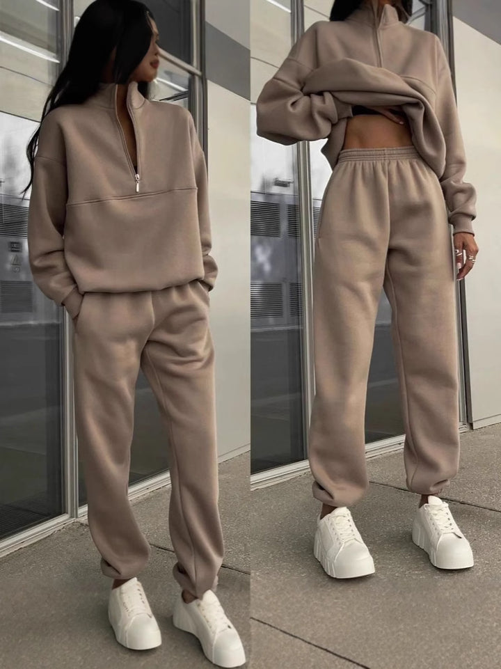 Dame sweatshirt og joggebukse sett med moderne stående krage Skjora