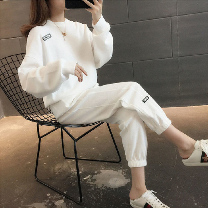 Dame sporty fritidssett med casual snitt og praktiske sidelommer Skjora