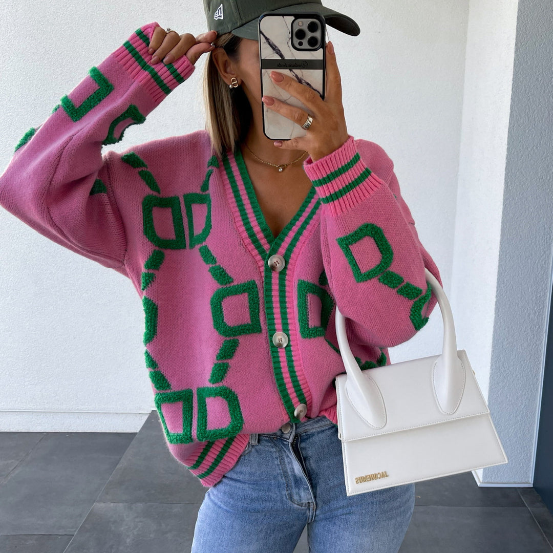 Dame oversized strikkegenser med fargerikt geometrisk mønster Skjora