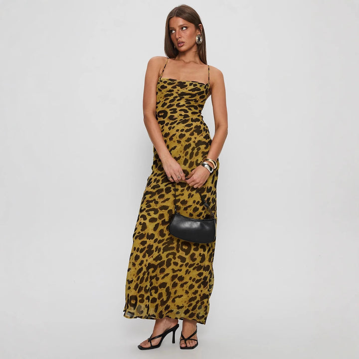 Damen Elegantes Abendkleid mit floralem Spitzenmuster und Spaghettiträgern Skjora