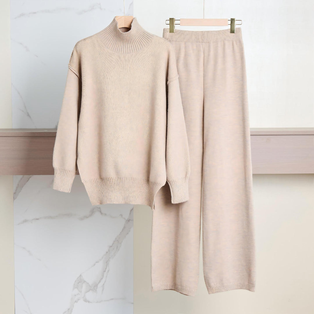 Dame Cozy Loungewear Set laget av myk strikket Skjora