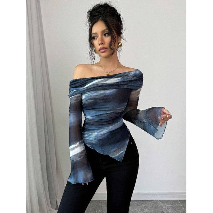 Dame Elegant Off-Shoulder Topp med flytende stoff og raffinerte draperinger Skjora