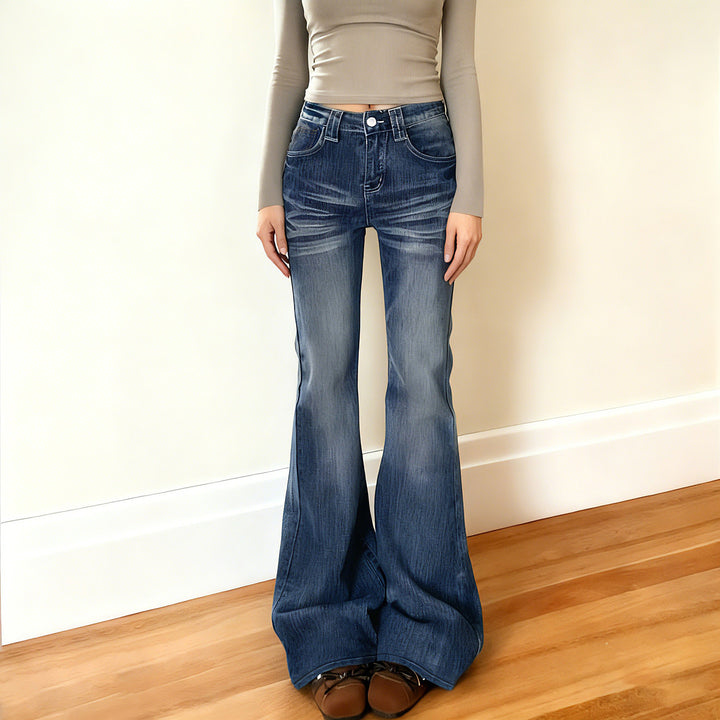 Dame Flared Jeans i avslappet vintage-stil med høy midje og stilige vasker Skjora