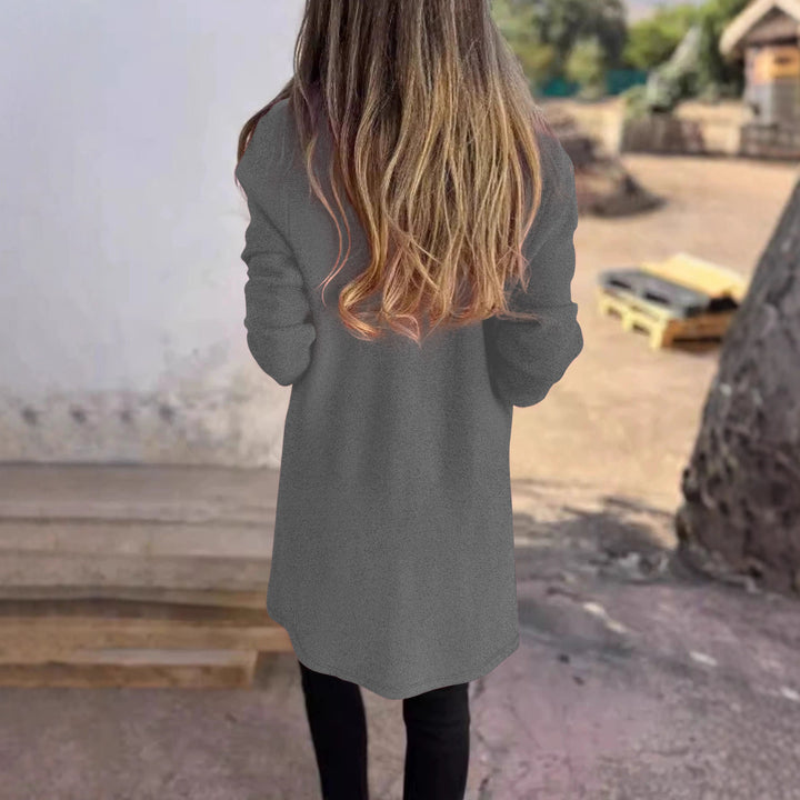Women's casual oversized jacket with side pockets and an open collar Skjora