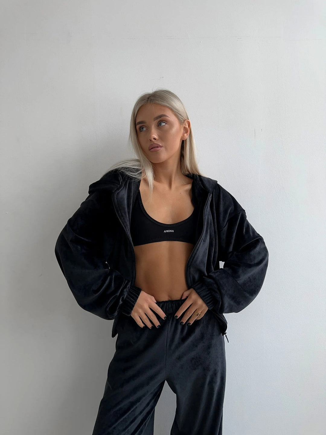 Dame sporty fleece treningdress med høy krage og vide ermer Skjora