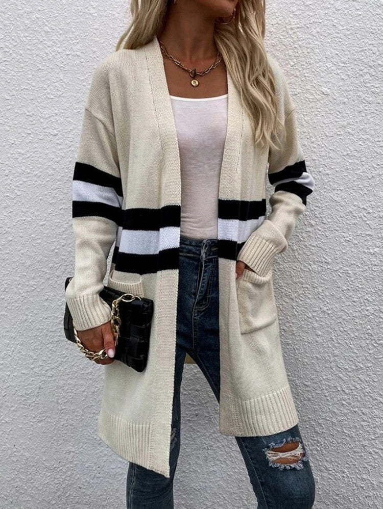 Kvinnes chunky strikket cardigan med avslappede striper og dype lommer Skjora