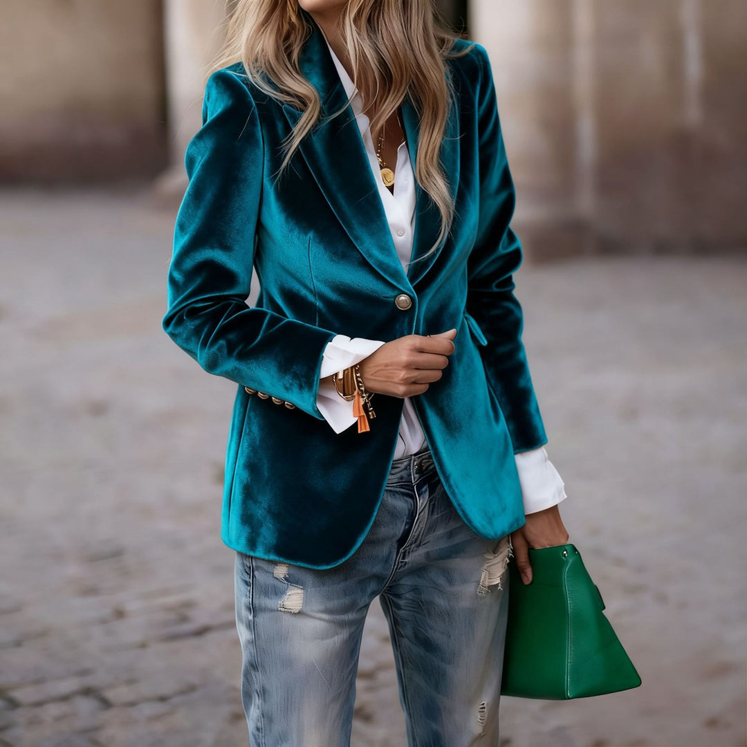 Dame Elegant Fløyelsblazer med Skreddersydd Passform og Gullknapper Skjora