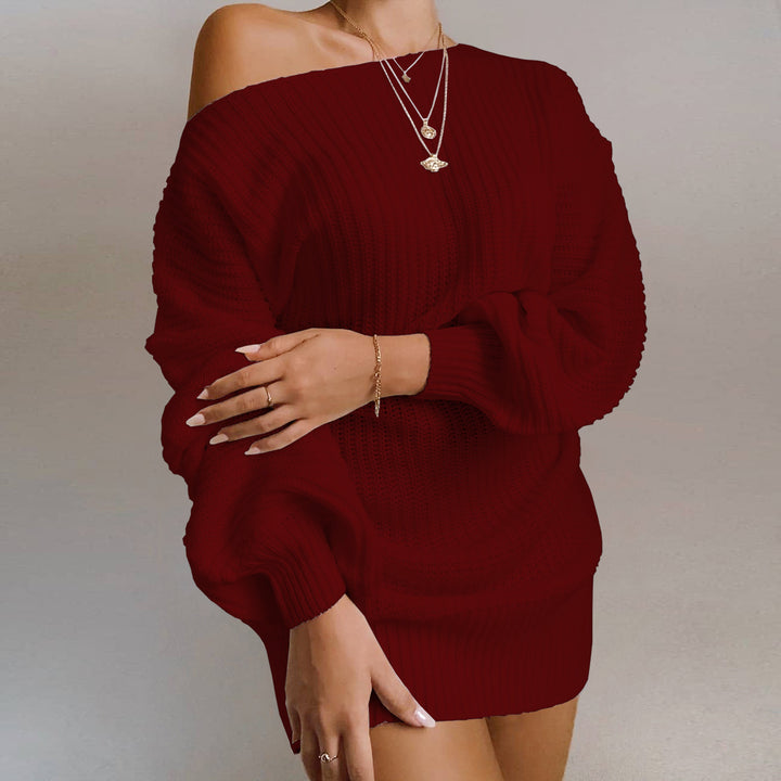 Kvinners uformelle strikket kjole med off-shoulder design og voluminøse ermer Skjora