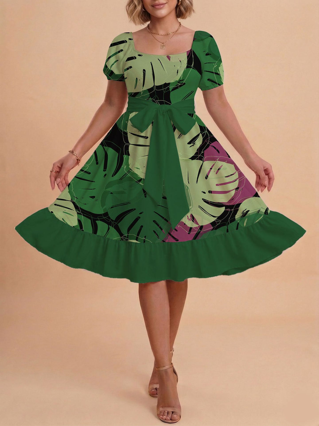 Damen Verspieltes Maxikleid mit Bärenmuster und taillierbarem Band Skjora