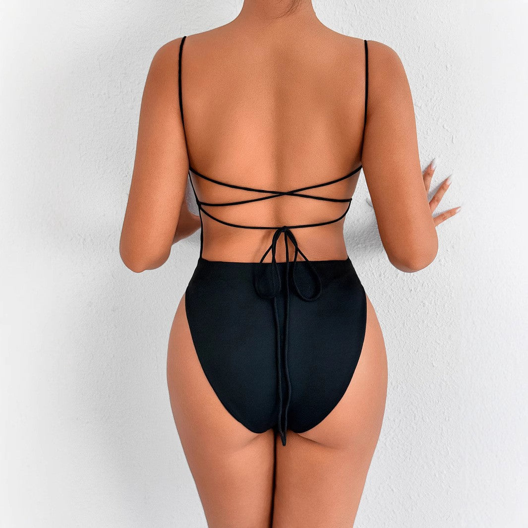 Dame Body med dyp utringning og smale stropper Skjora