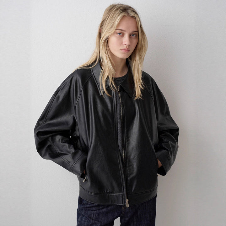 Damer elegant skinnjakke i minimalistisk design Skjora