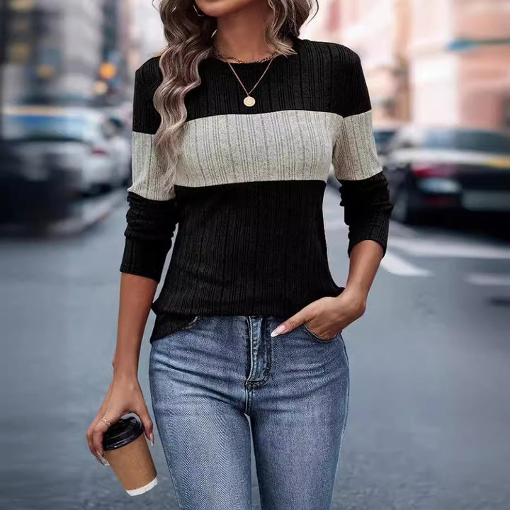 Kvinnens elegante fine strikkegenser med trendy stripet mønster Skjora