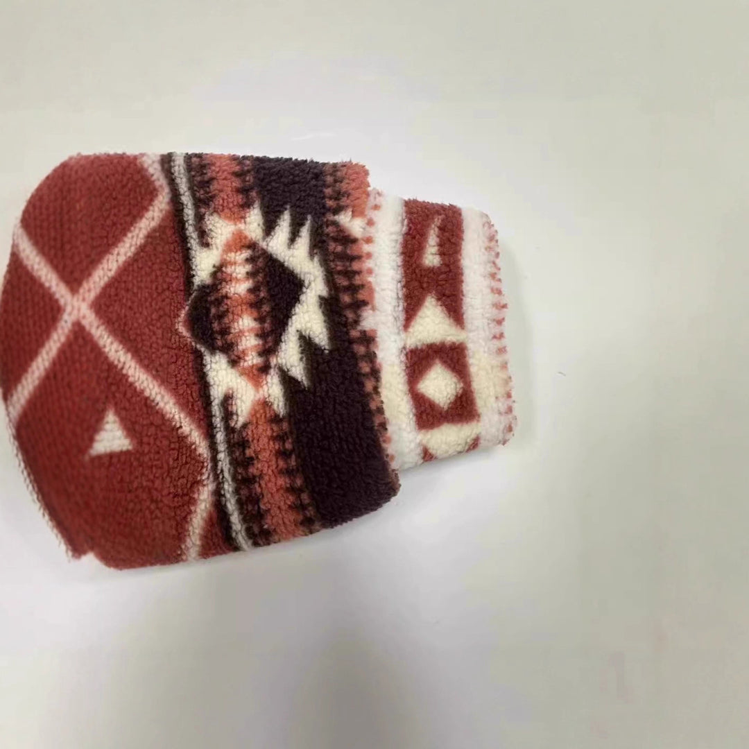 Women's fleece jacket with a tasteful ethnic pattern and practical Skjora zipper