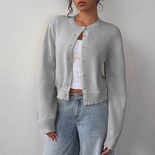 Kvinne cardigan med fin ribbet tekstur og knappedesign Skjora