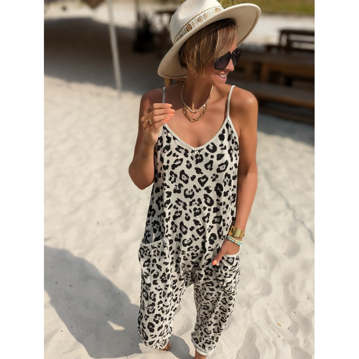 Dame casually jumpsuit med trendy leopardmønster og praktiske lommer Skjora