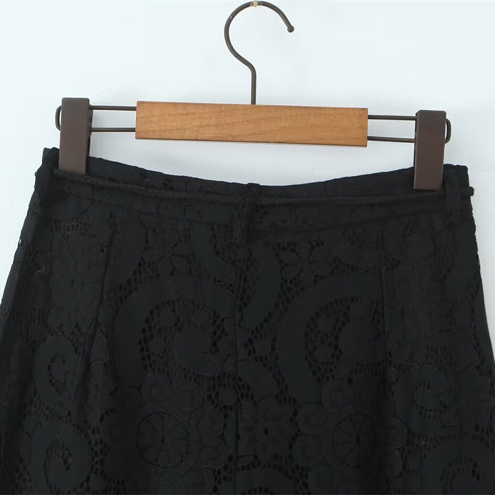 Dame bred topp buks med elegant snitt og luksuriøst design Skjora