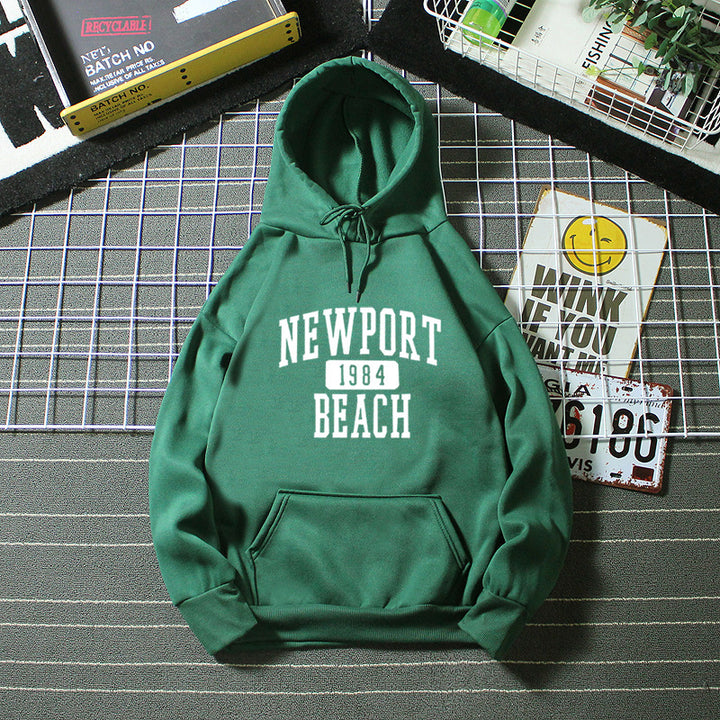 Damer hettegensere med nostalgisk Newport Beach trykk Skjora