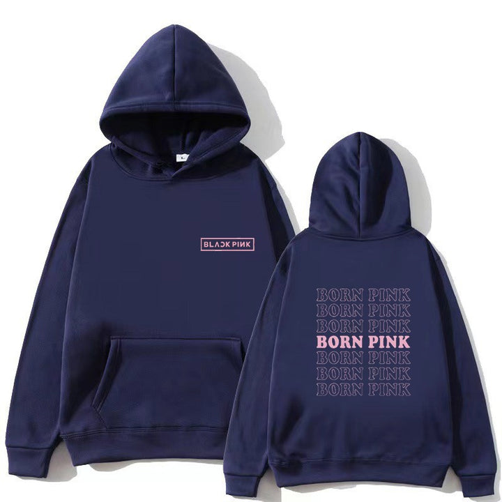 Kvinnenes hettegenser med slående grafisk design Skjora