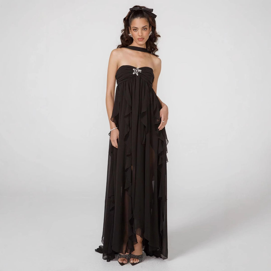 Damen Elegantes Maxi-Kleid mit asymmetrischem Saum und zarten Rüschendetails Skjora