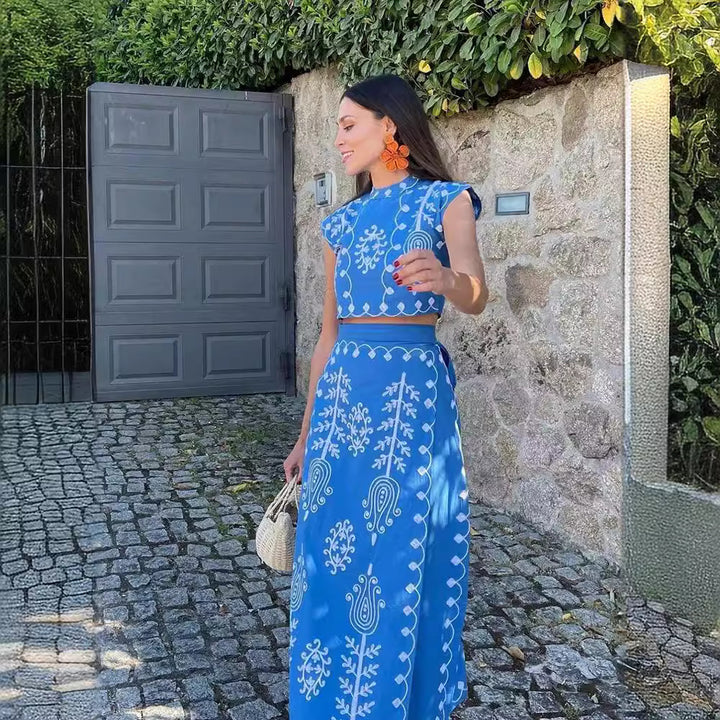 Dame Sett med brodert topp og omslagskjørt Skjora