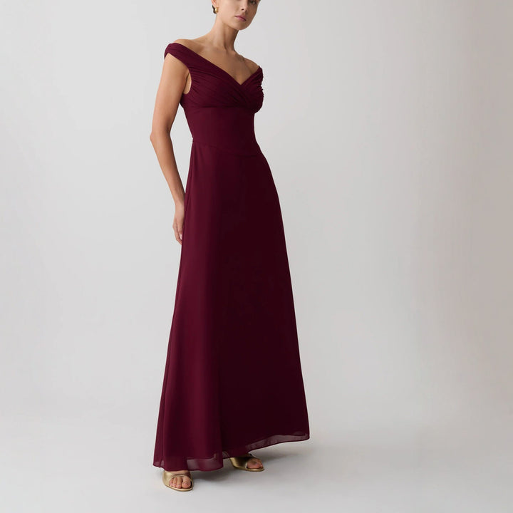 Damer Glamorøst Maxikjole med avtagbar design og elegant drapering Skjora