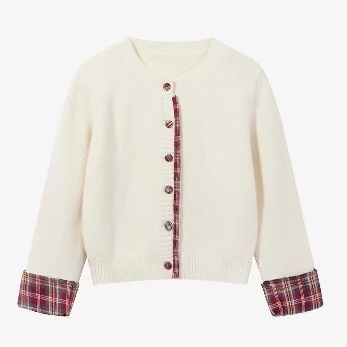 Dame cardigan med rutemønster og elegante knappdetaljer Skjora