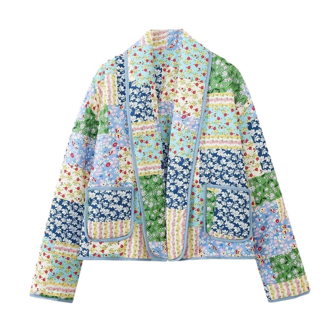 Kvinne Patchwork Kimono Jakke i Romantisk Design med Praktiske Lommer Skjora