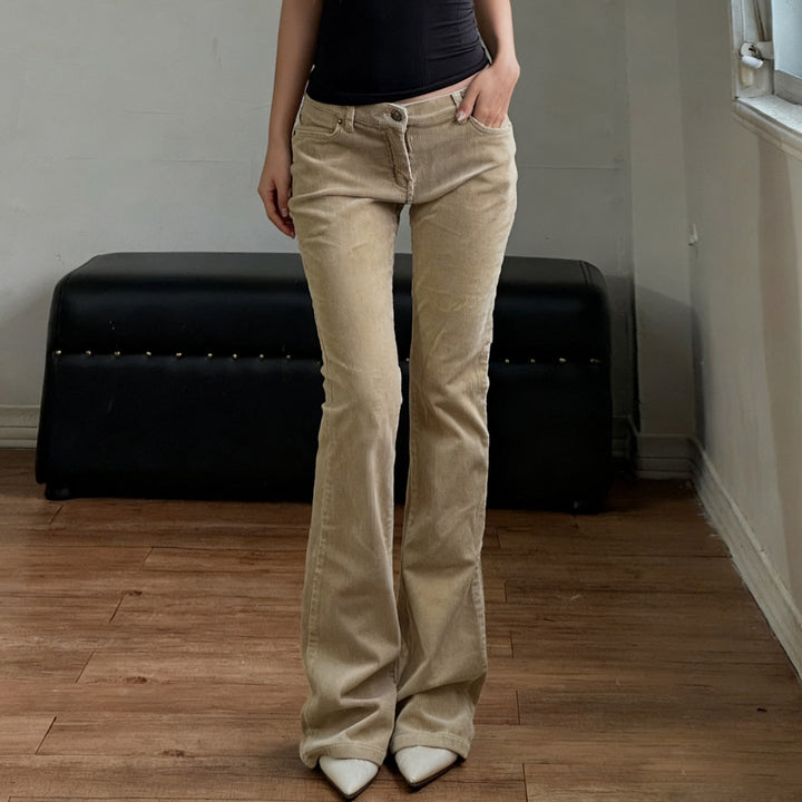 Damer Flared Jeans med klassisk høy midje og fashionable detaljer Skjora