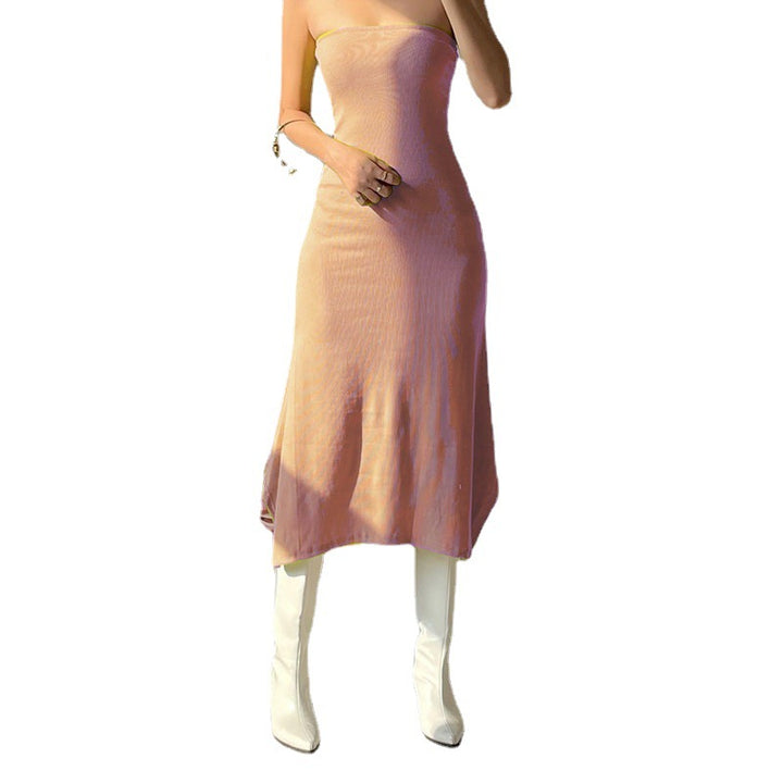 Dame Maxikjole med off-shoulder design og figurskapende passform Skjora