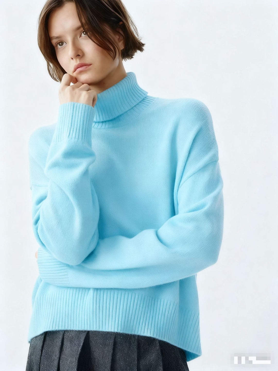 Damer Cozy Turtleneck Genser med Oversized Snitt og Fin Ribbestruktur Skjora