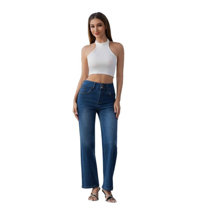 Dame Løst skjært jeans med høy liv og klassisk denim-look Skjora