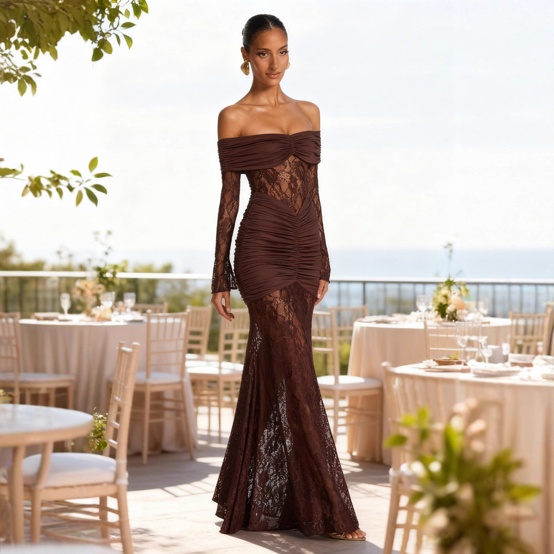 Kvinne Elegant Blonde Kvelds kjole med Off-the-Shoulder Silhuett og Raffinerte Volanger Detaljer